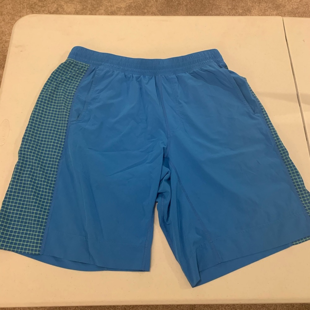 Men’s Lulu Lemon Athletic Shorts
